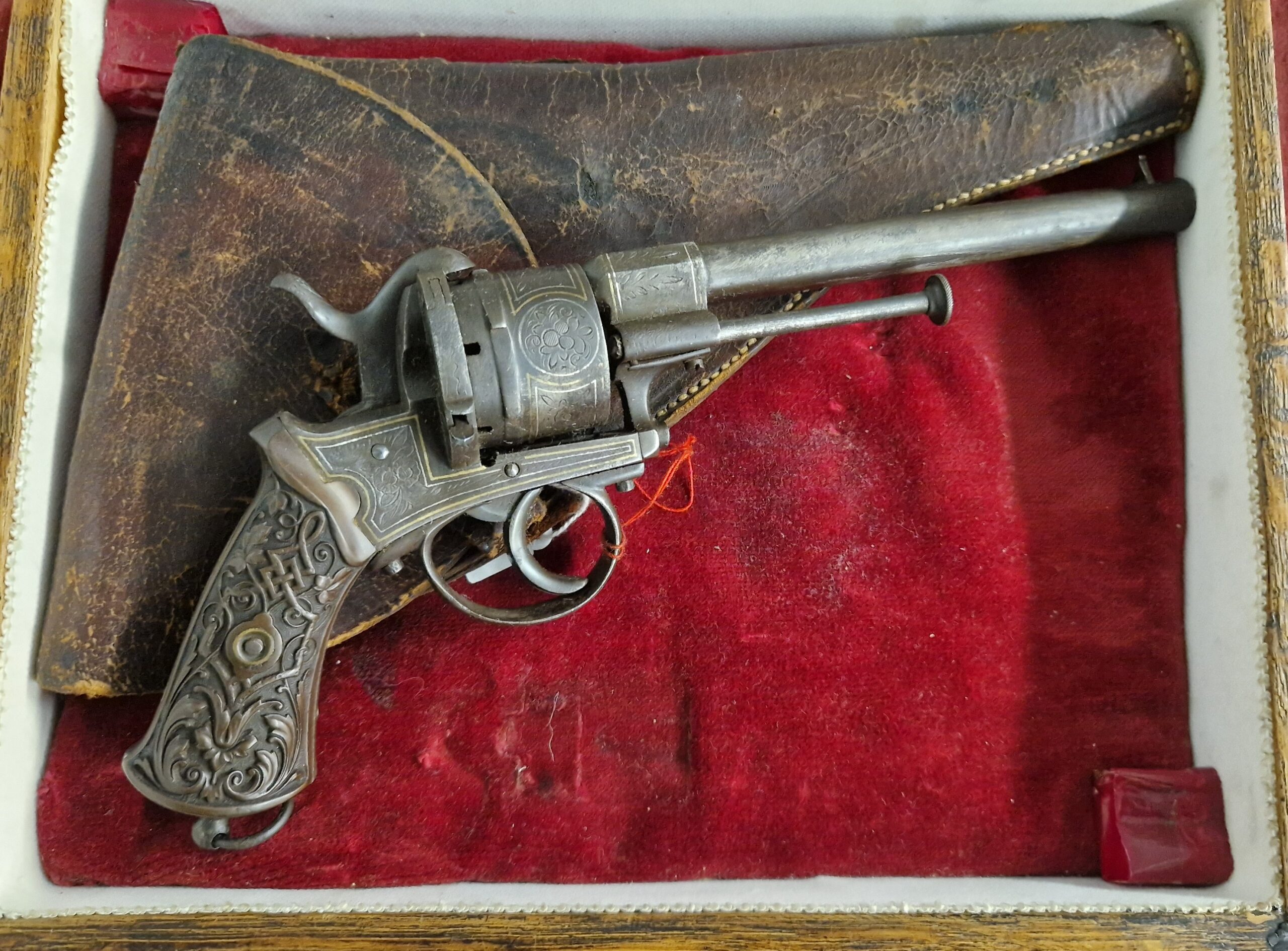 Penvuur revolver 9mm goud ingelegd (vergunningsvrij) - Afbeelding 2