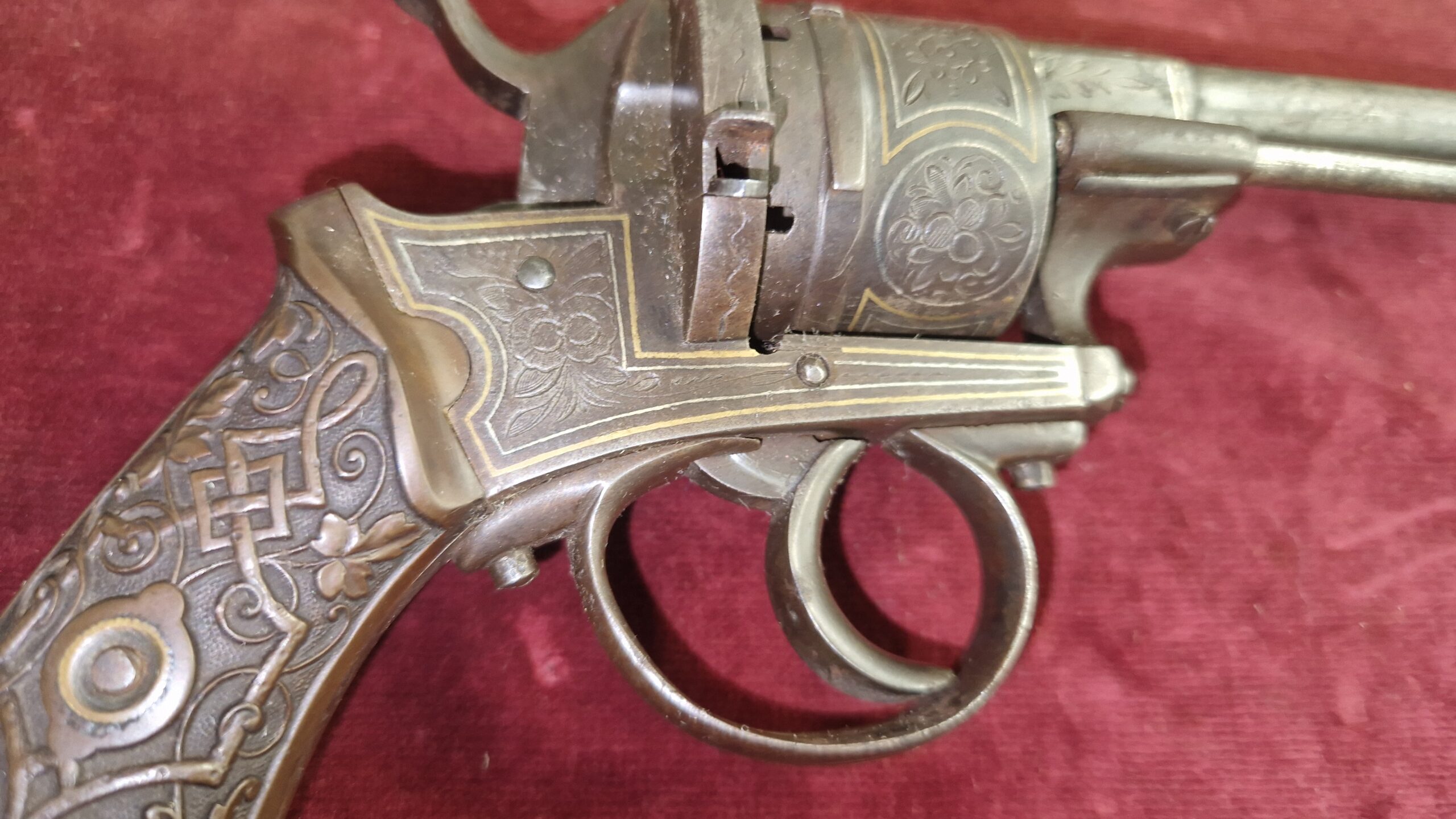 Penvuur revolver 9mm goud ingelegd (vergunningsvrij) - Afbeelding 15