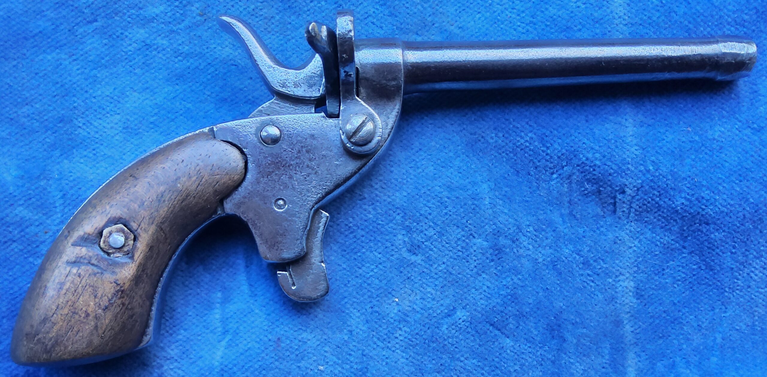 Duits 6mm salon pistooltje (vergunningsvrij)