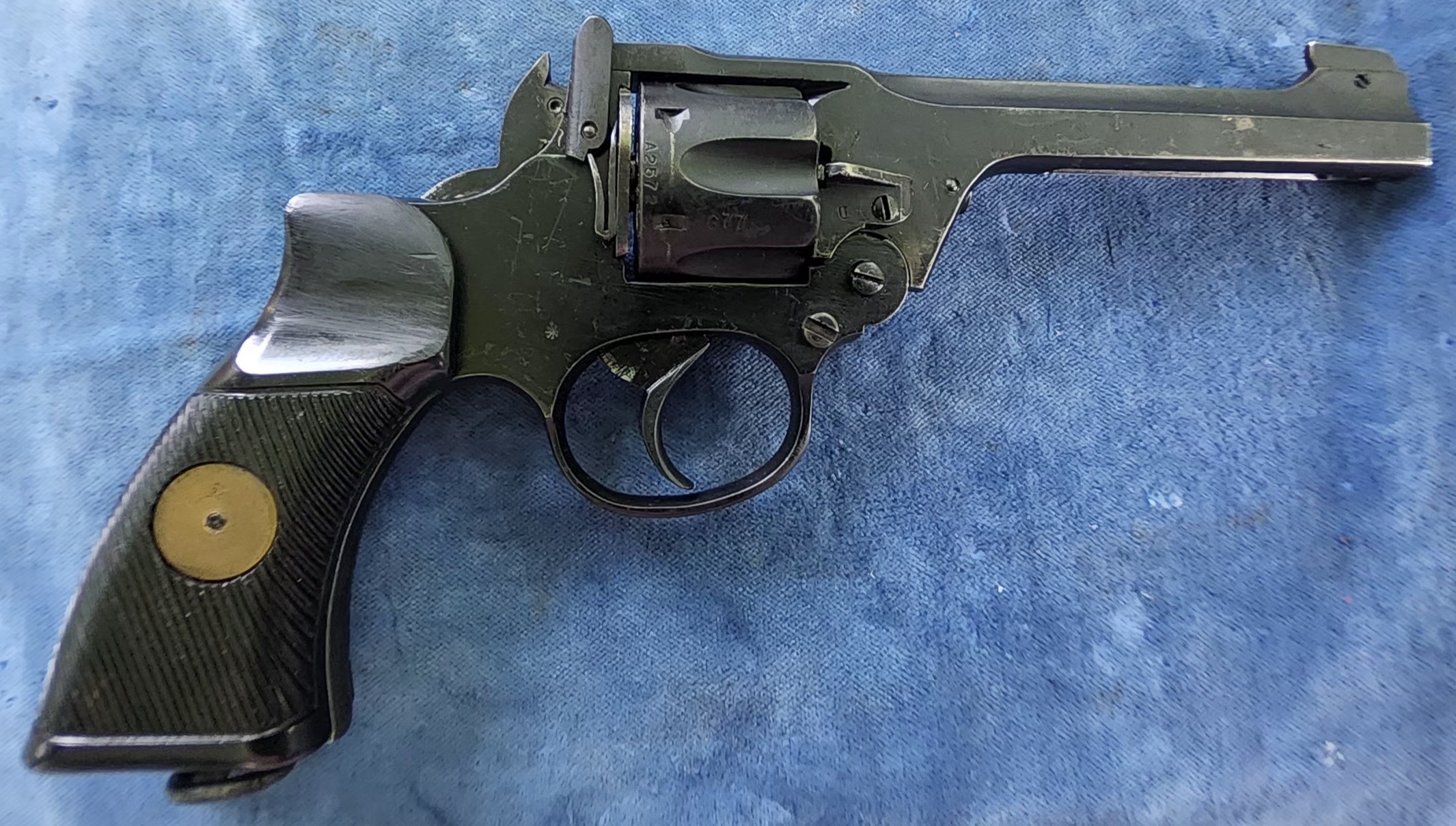 Albion Tanker revolver (onklaar)