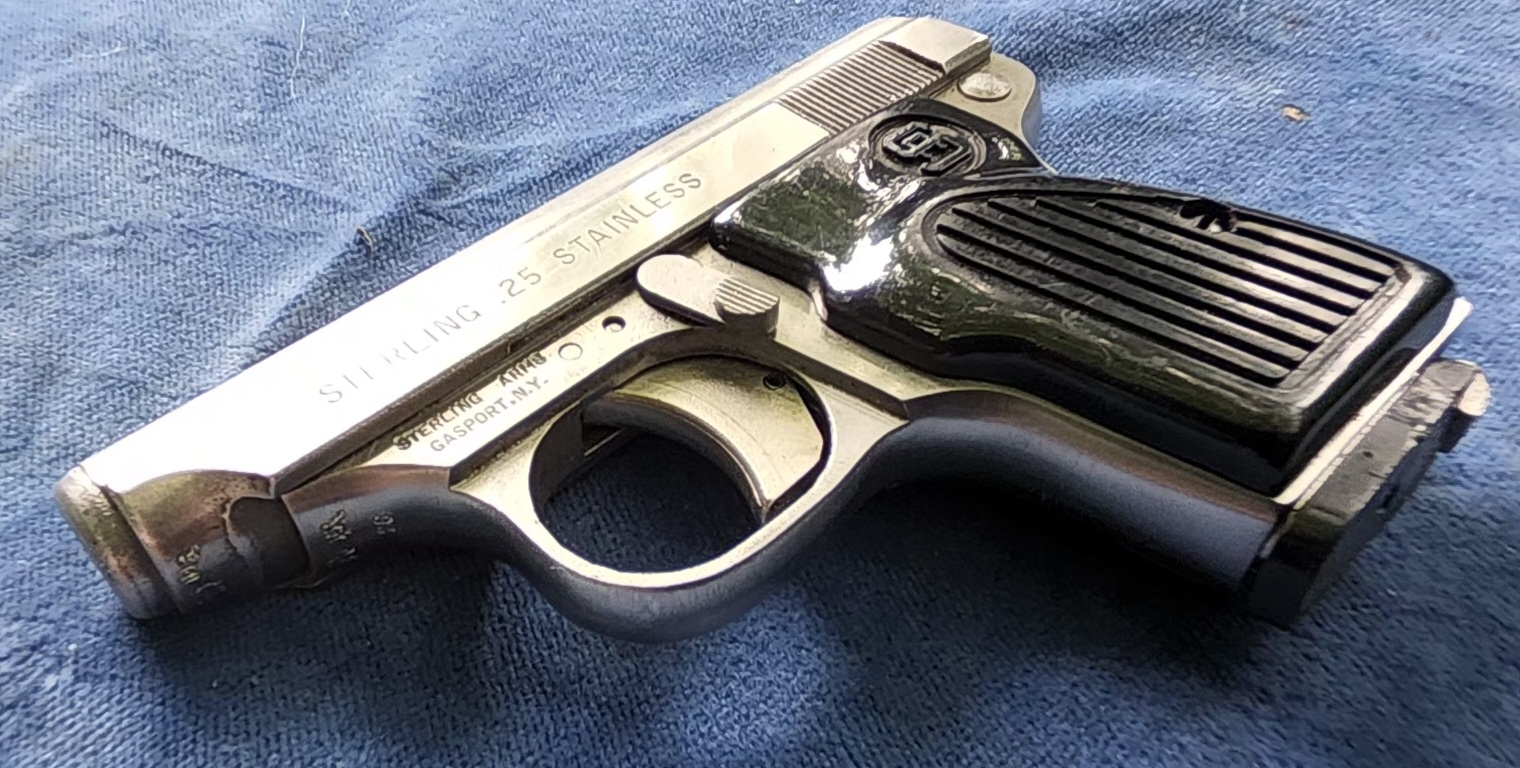 Sterling model 300S (onklaar)