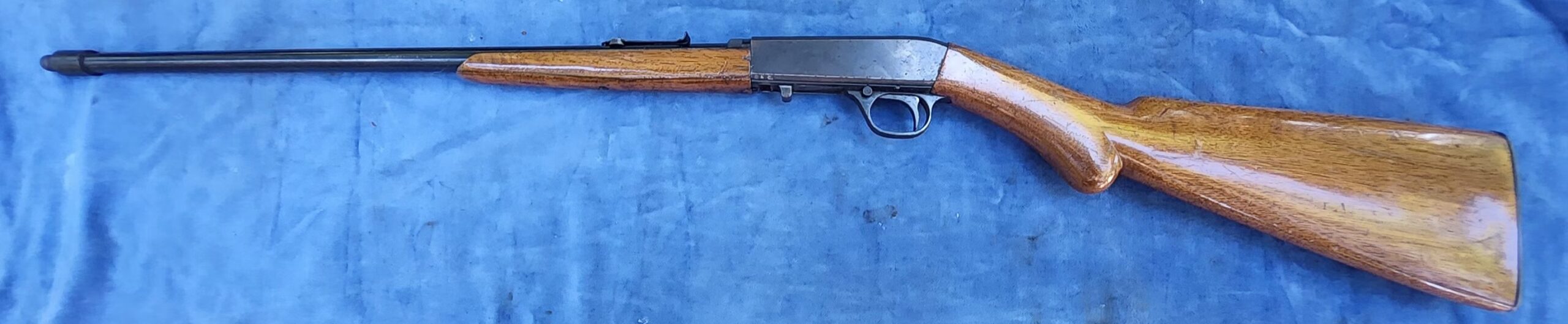 Browning SA .22 LR (onklaar) (kopie) - Afbeelding 2